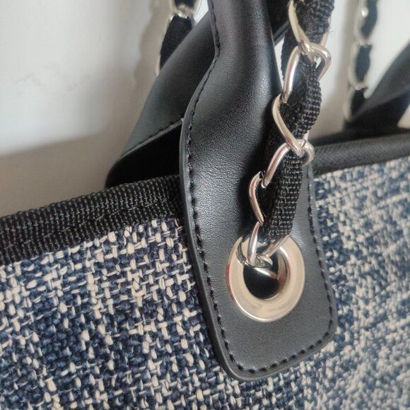 Large LOVELY DAY Woven Tote - Picture 4 of 13